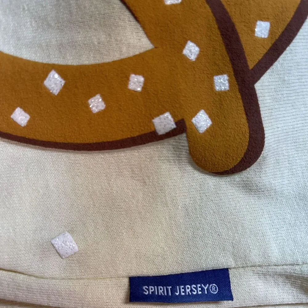 Disney Parks 2022 Scented Mickey Mouse Pretzel Adult Spirit Jersey World sz M - Picture 8 of 14